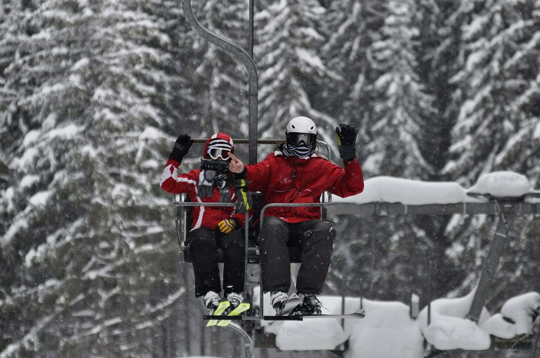 Buscat Ski Resort • Arhiva Zile si Nopti • Zile și Nopți