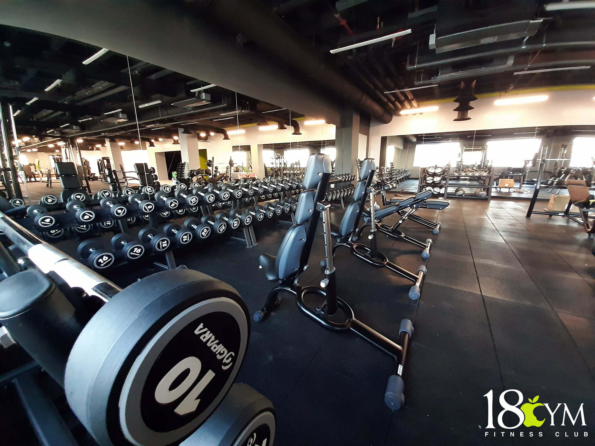 Nu ai găsit sala de fitness potrivită? 18 Gym poate fi pe placul tău!