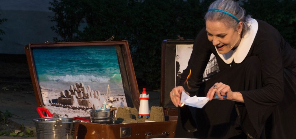 https://teatruldramaturgilor.ro/nu-sunt-eu/