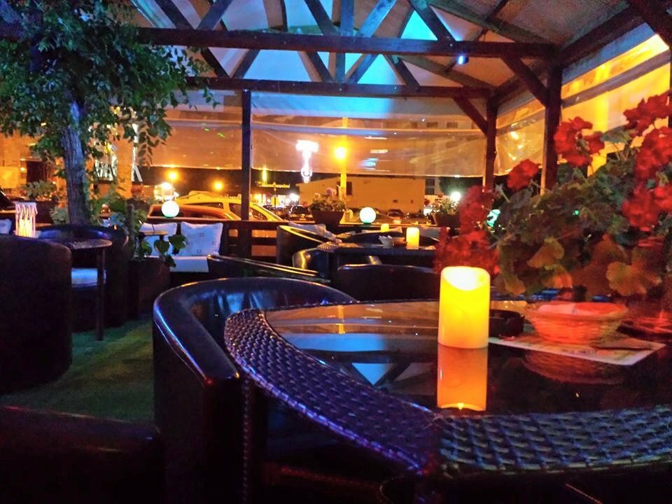 Fashion Cafe