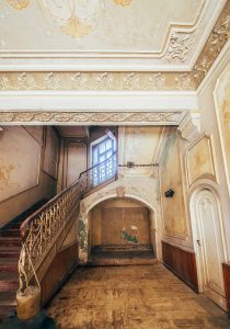 One Night Gallery redeschide Hotelul Intim