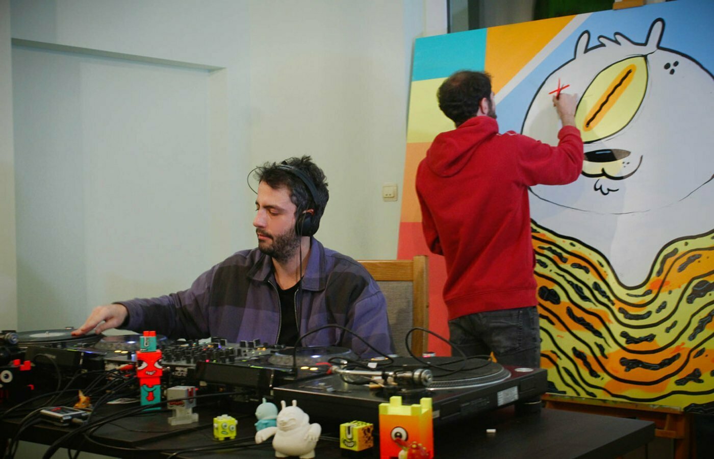 EASP Expozitie Tulbure (dj set experimental) si Coon One (live-painting) easp