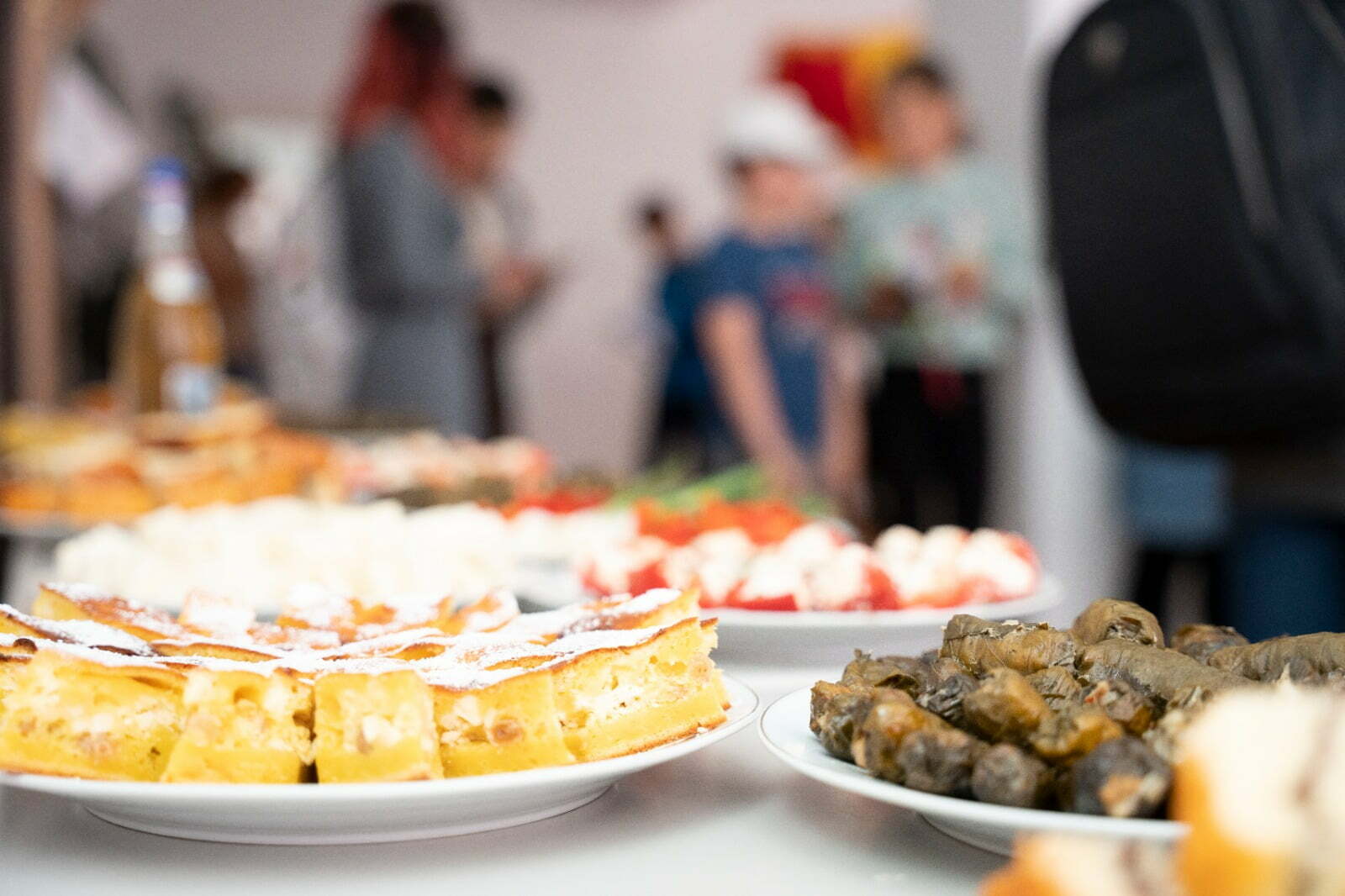 Rețete din bătr&acirc;ni - Minimonografii gastronomice sătești