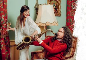 Moș Crăciun în pași de SWING pe scena ARCUB – Hanul Gabroveni