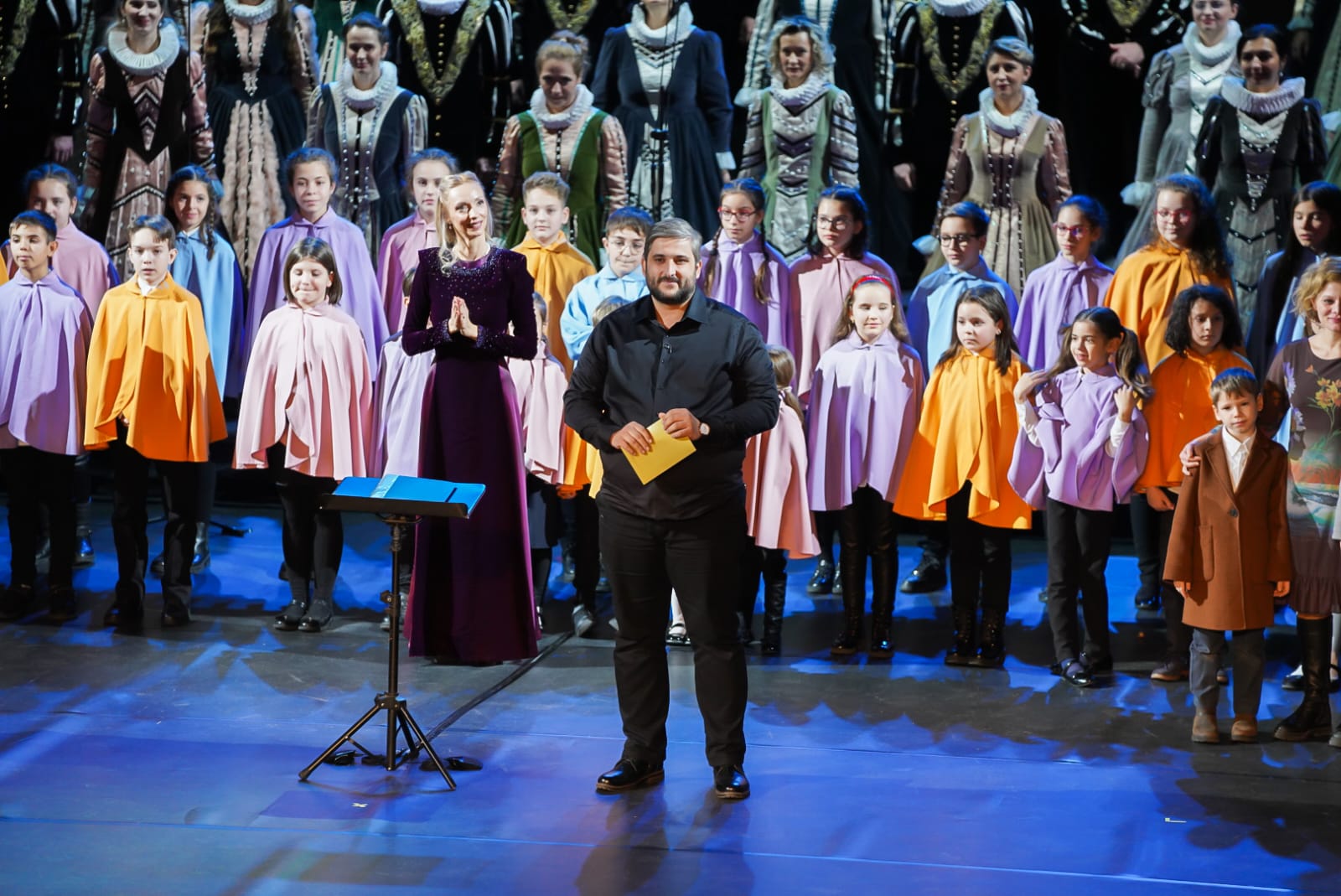 9 concerte, 6.500 de spectatori și un sunet care vestește Crăciunul de 60 de ani MADRIGAL
