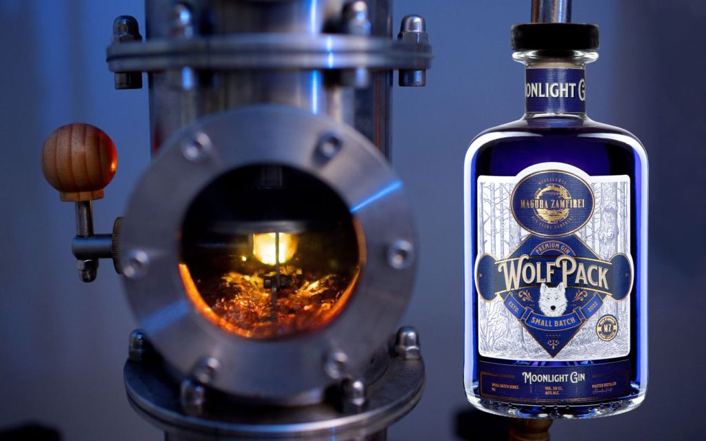 AWARDs | Revelaţia anului 2022: „WOLFPACK MOONLIGHT” GIN - Creat de Măgura Zamfirei, prin Ginoteca