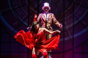 CAPCANA şi FRUNZE DE DOR la TNB