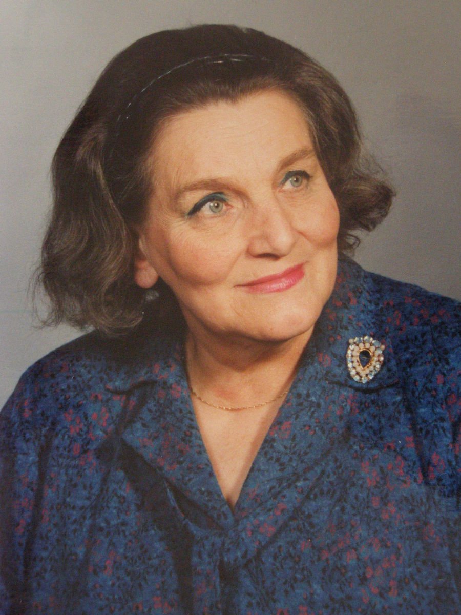 Carmen Dobrescu