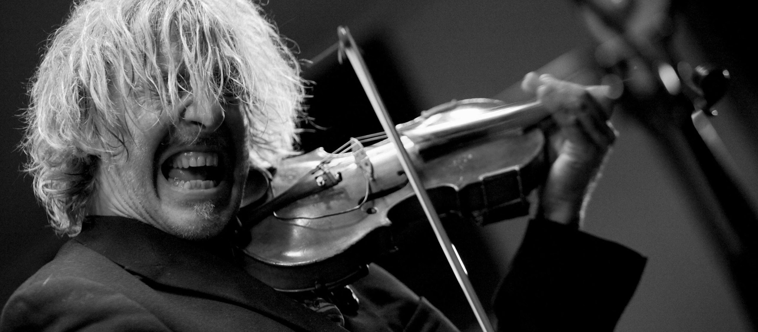 Farfarello: turneu național cu &bdquo;Violonistul Diavolului&rdquo;, &icirc;n februarie și martie 2023