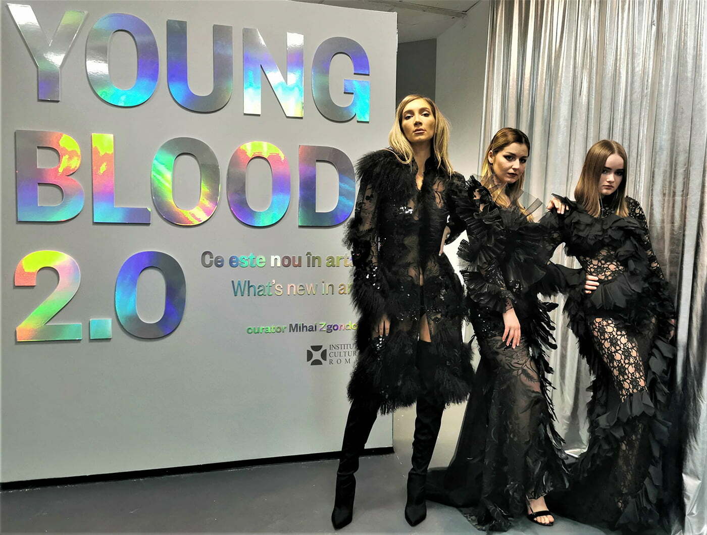 ART SAFARI vs. FASHION