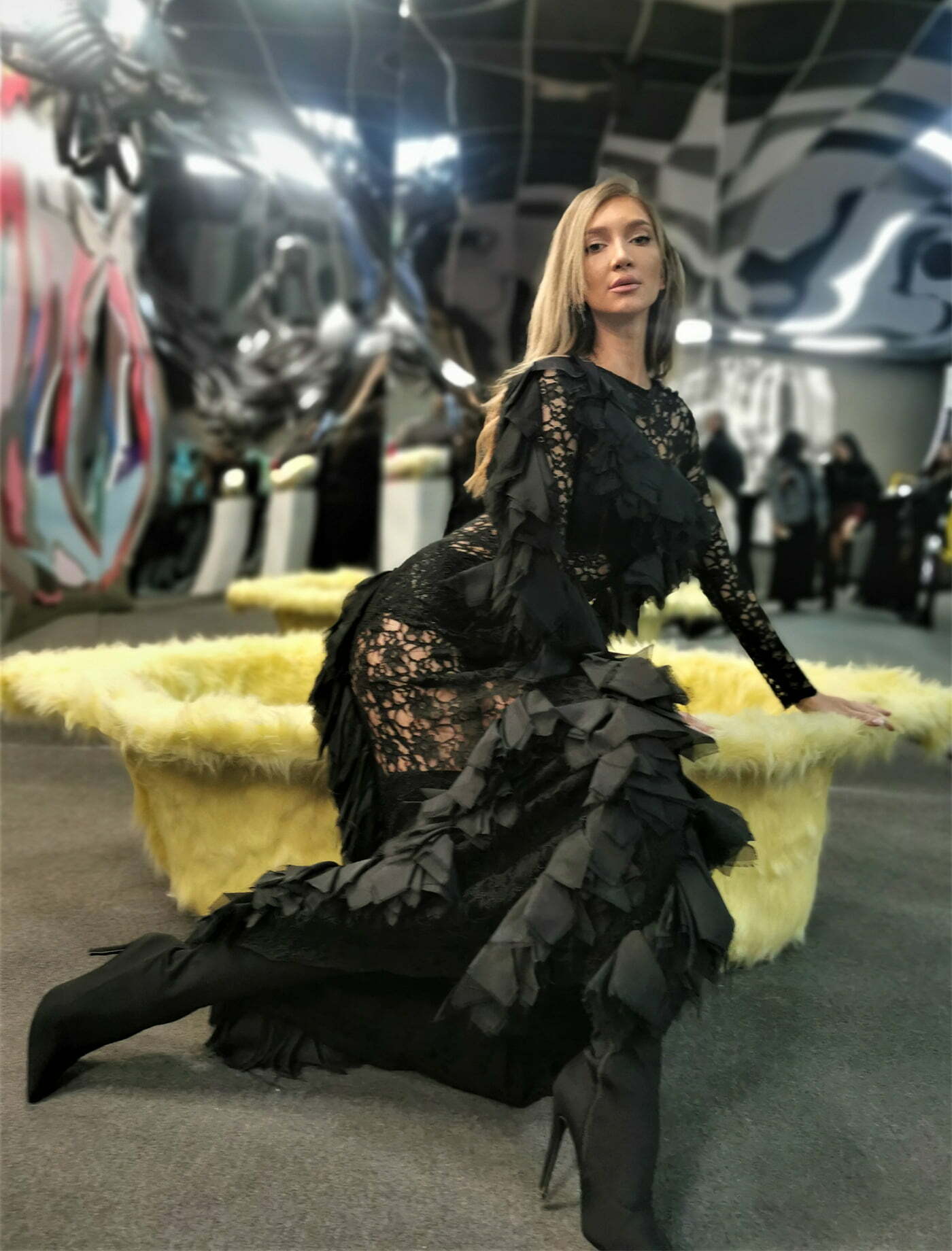 ART SAFARI vs. FASHION