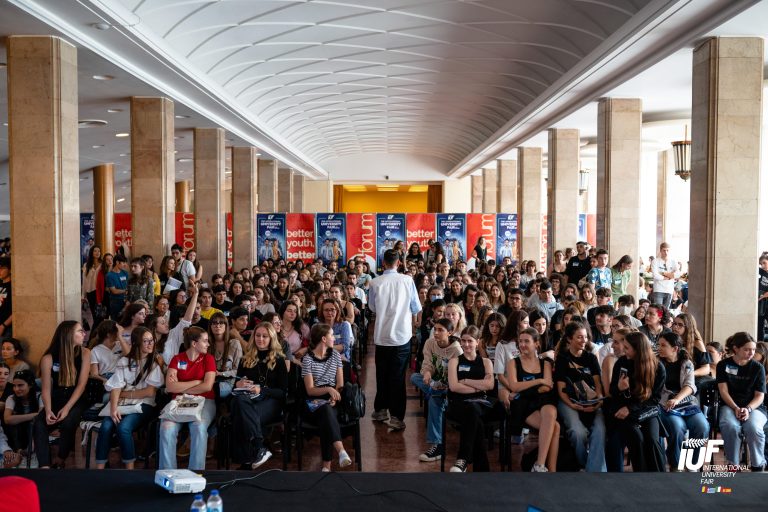 Anual, peste 26.000 de elevi și studenți își dezvoltă abilitățile viitorului la cel mai important eveniment educațional din România