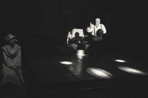 ultimele reprezentatii gara teatrul masca