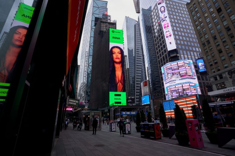 INNA devine ambasador global EQUAL Spotify