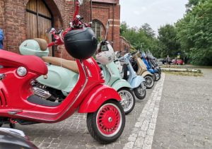 Vespa Club București deschide sezonul 2023