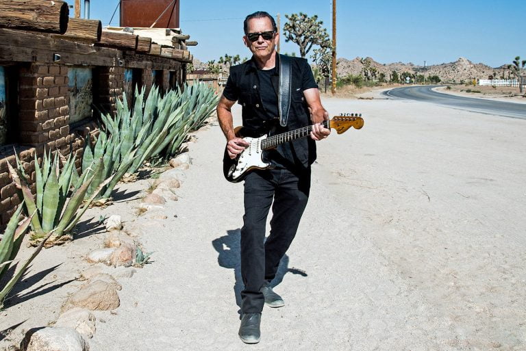 TOMMY CASTRO