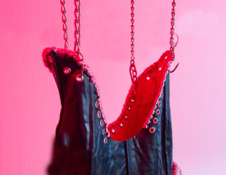 Expoziția Lockout Stereotypes. Counter-cliché ajunge la Ploiești