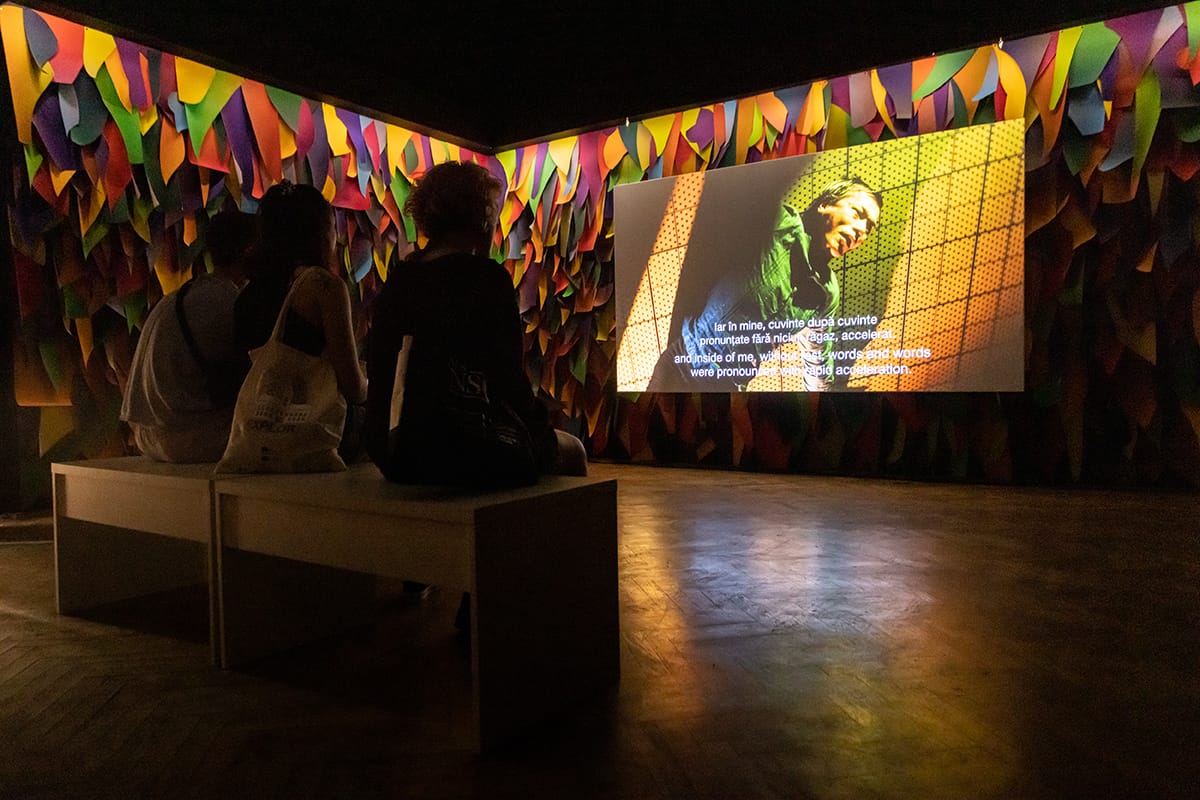 Bienala Art Encounters 2023, unul din cele mai relevante evenimente din România dedicate artei contemporane, vă așteaptă la Timișoara la weekend-ul ei de închidere: 14 – 16 iulie