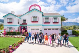 HGTV dă viață casei de vis a lui Barbie în noua emisiune Barbie Dreamhouse: Provocarea