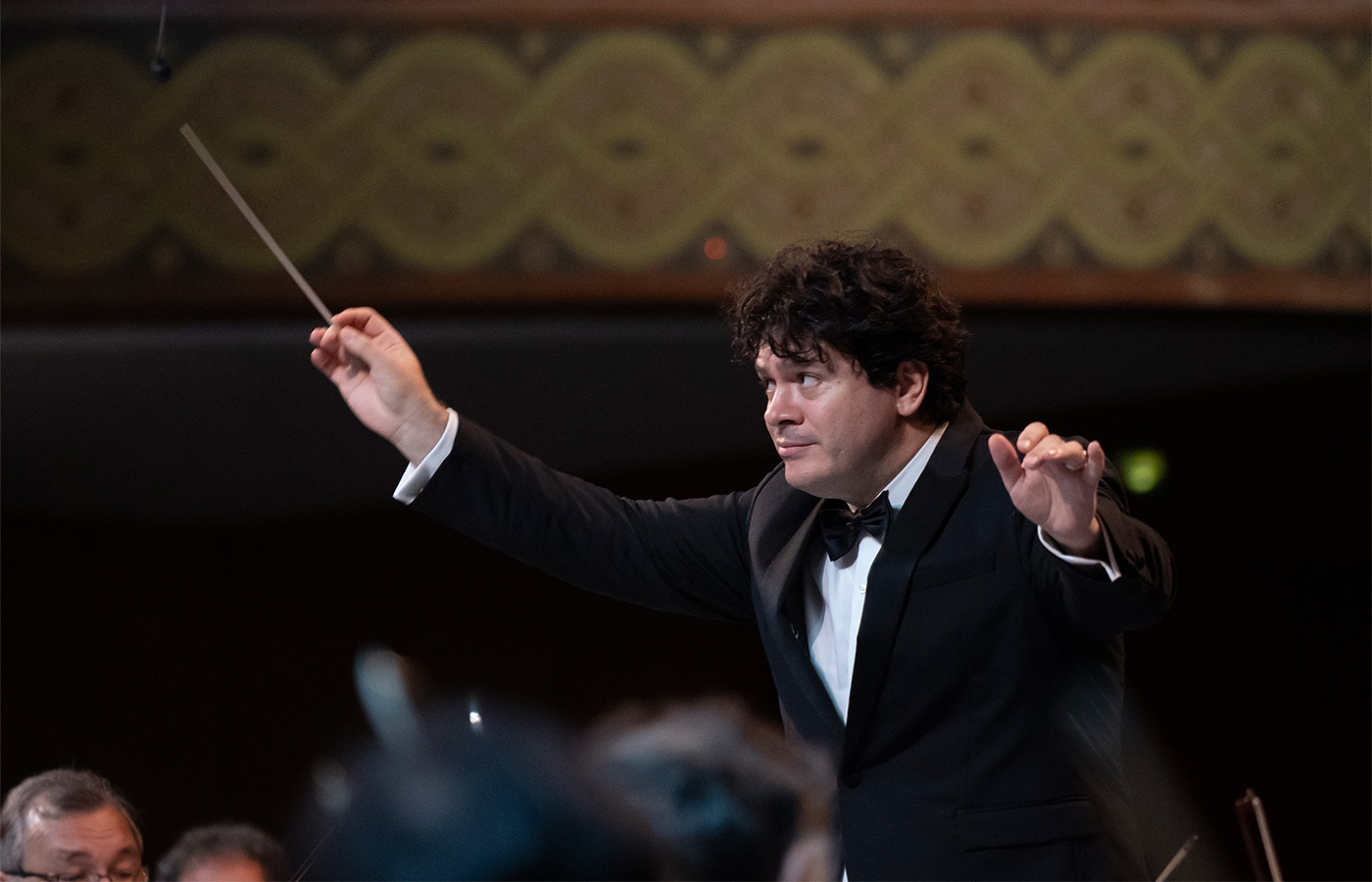 Cristian Măcelaru foto © Andrei Gîndac Festivalul-GEORGE-ENESCU-CRISTIAN-MACELARU-Foto-Andrei-Gindac