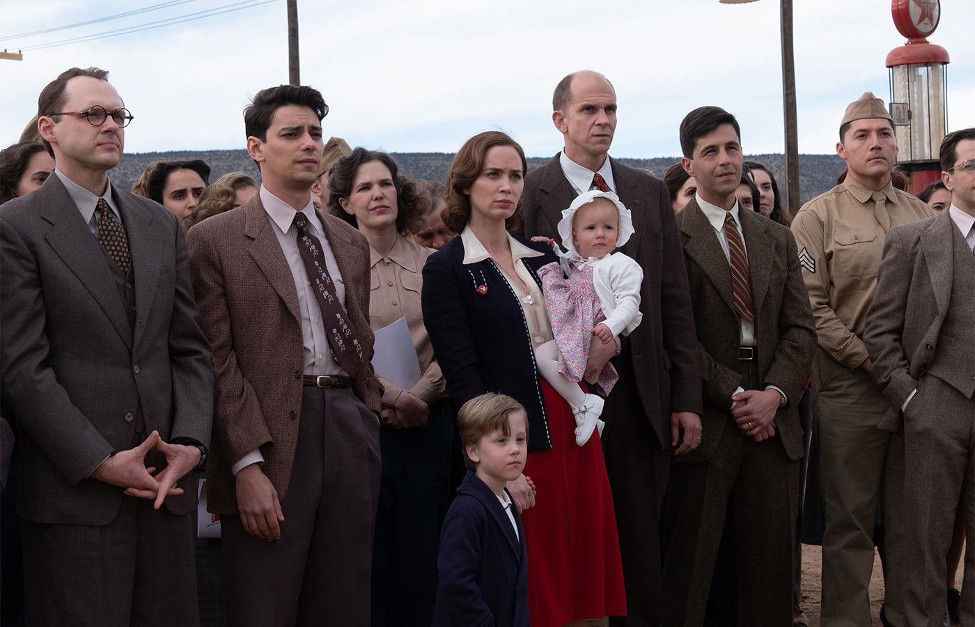 Oppenheimer-Emily-Blunt-family-grup