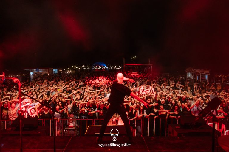 Peste 17.000 de participanți la Rocanotherworld 2023
