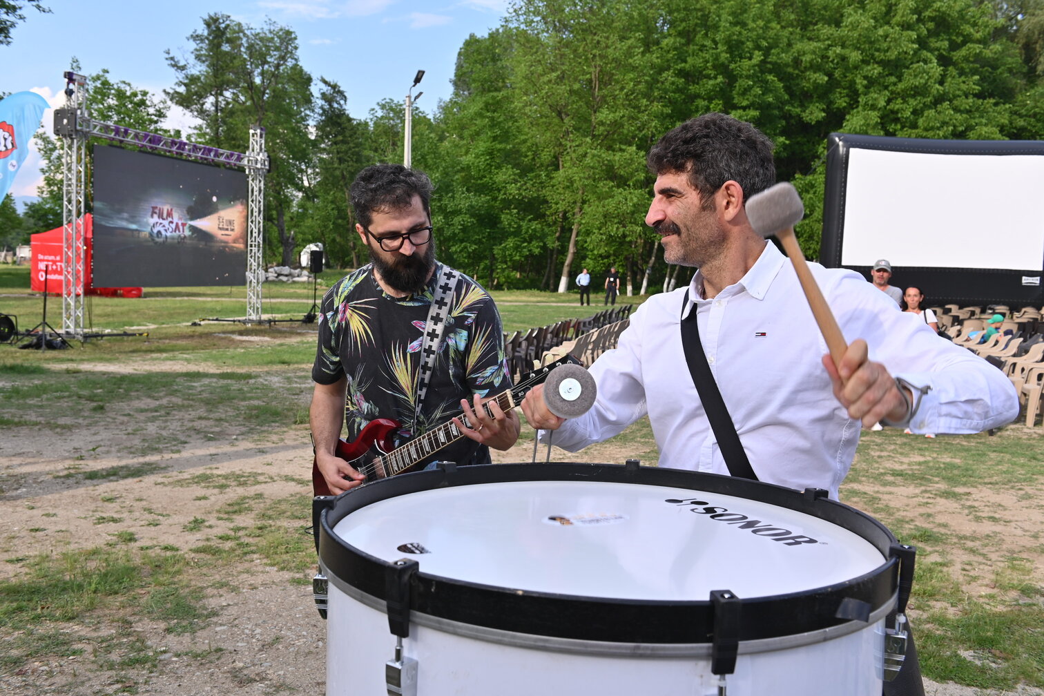 Film &icirc;n Sat, cel mai mare festival de artă din mediul rural, revine cu a doua ediție la Peștișani &icirc;ntre 1-6 august