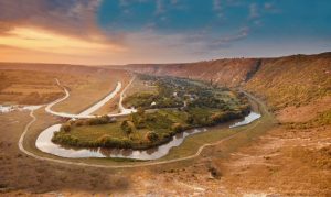 Gustar Music Festival pregătește trei zile de muzică bună și excursii la renumitele vinării din Republica Moldova