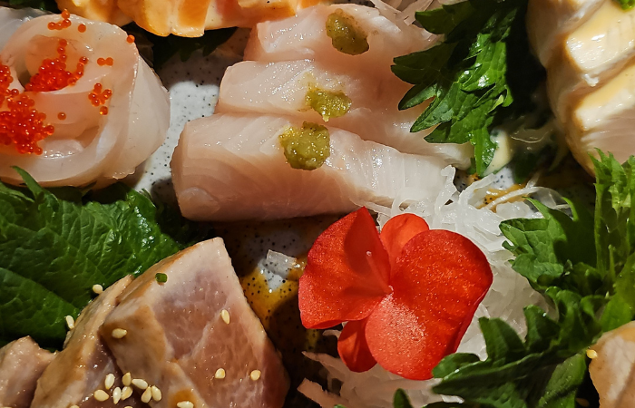 Dincolo de sushi: kaiseki-ryori și wabi-sabi