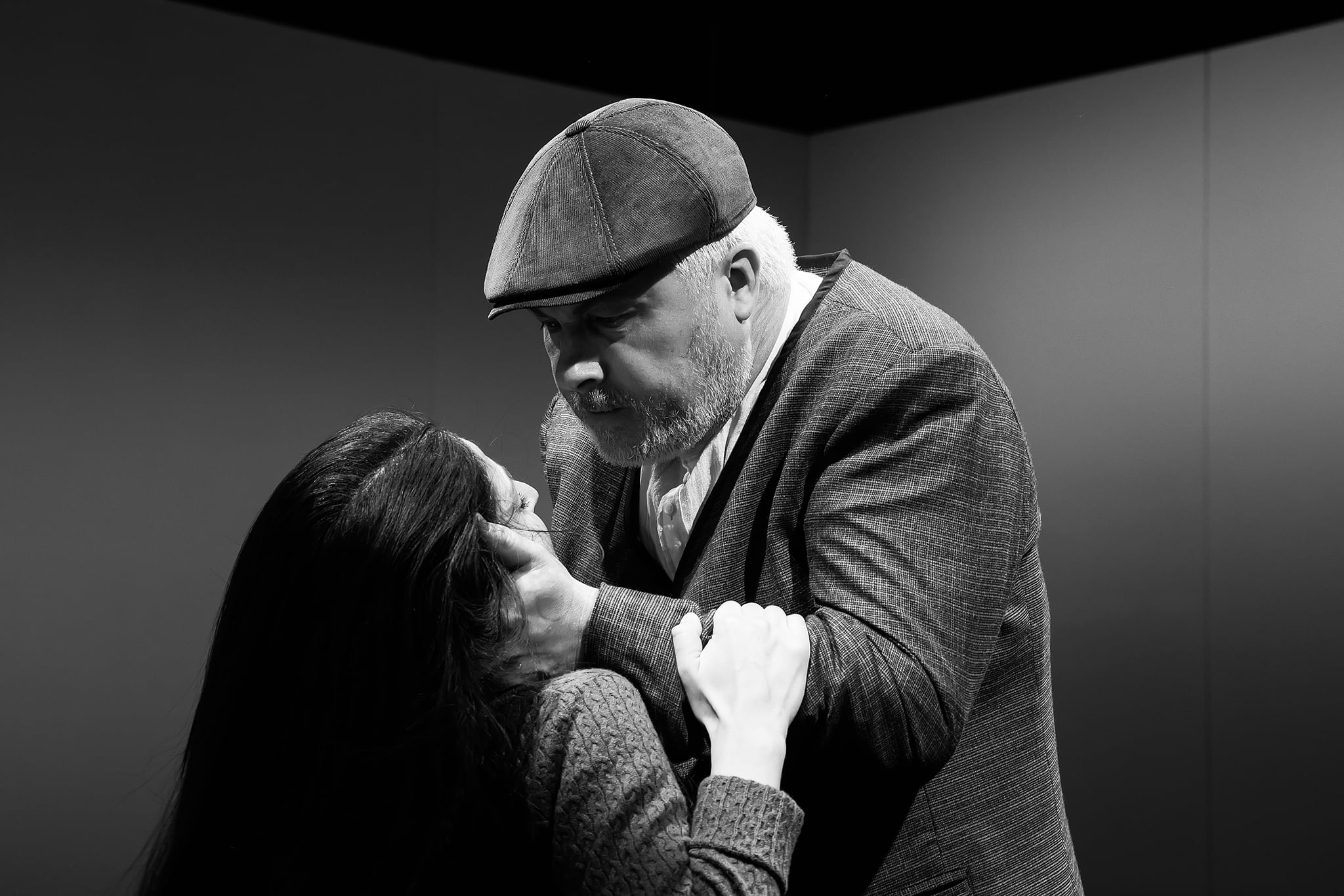 Două spectacole ale Teatrului Satiricus din Chişinău, la Bucureşti, la final de septembrie, la invitaţia Teatrului Stela Popescu