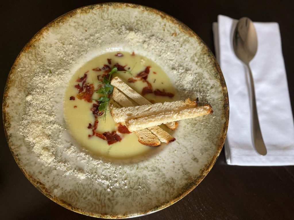 restaurant discret
