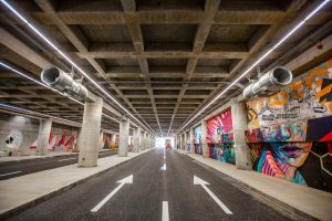 Asociația Daisler, în colaborare cu Iulius Town, a pus la cale un eveniment deosebit: o conferință nocturnă dedicată vieții culturale de noapte a României, conferință care va avea loc în pasajul mall-ului timișorean și care se va încheia cu o petrecere matinală.