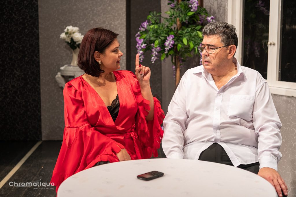 Iar te sinucizi, iubito?!