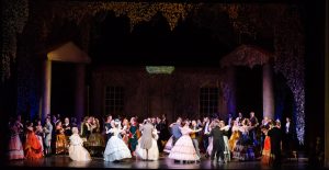 Emoție și eleganță la final de noiembrie: Evgheni Oneghin, Otello, Baiadera și Magazinul de păpuși pe scena Operei Naționale București
