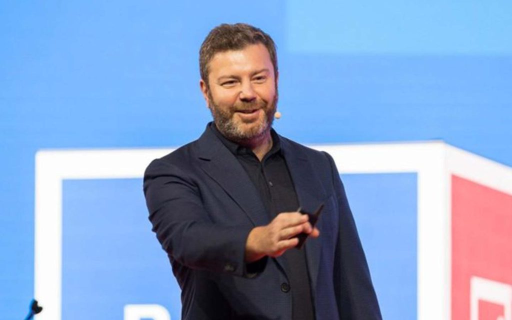 Daniel DINEȘ