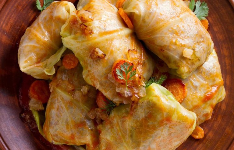 TOP 6 restaurante unde poți să mănânci o porție de sarmale
