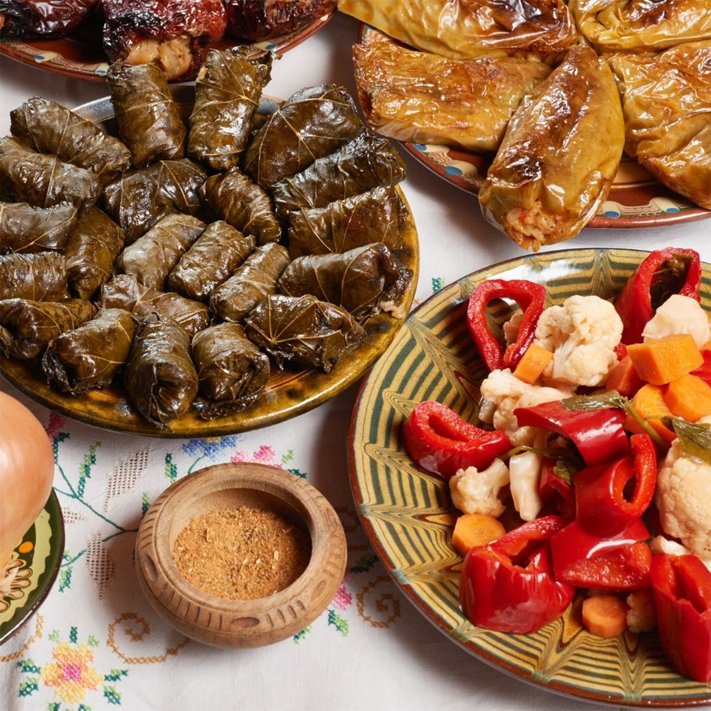 TOP 6 restaurante unde poți să mănânci o porție de sarmale
