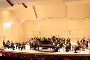 Concert cu două piane, joi seară la Sala Patria