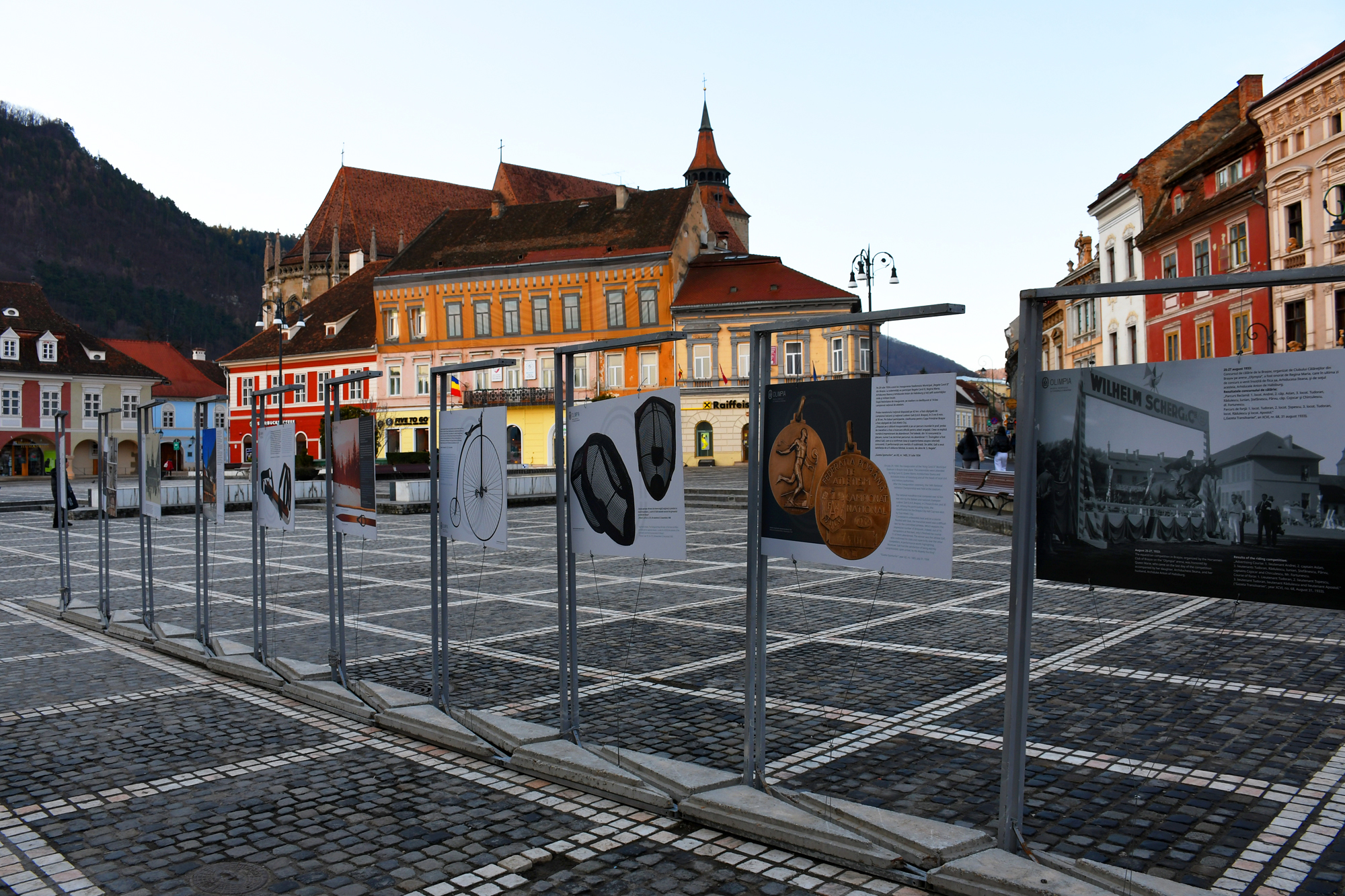 Expoziția outdoor ,,Olimpia &ndash; Muzeul Sportului și Turismului Montan&rdquo;