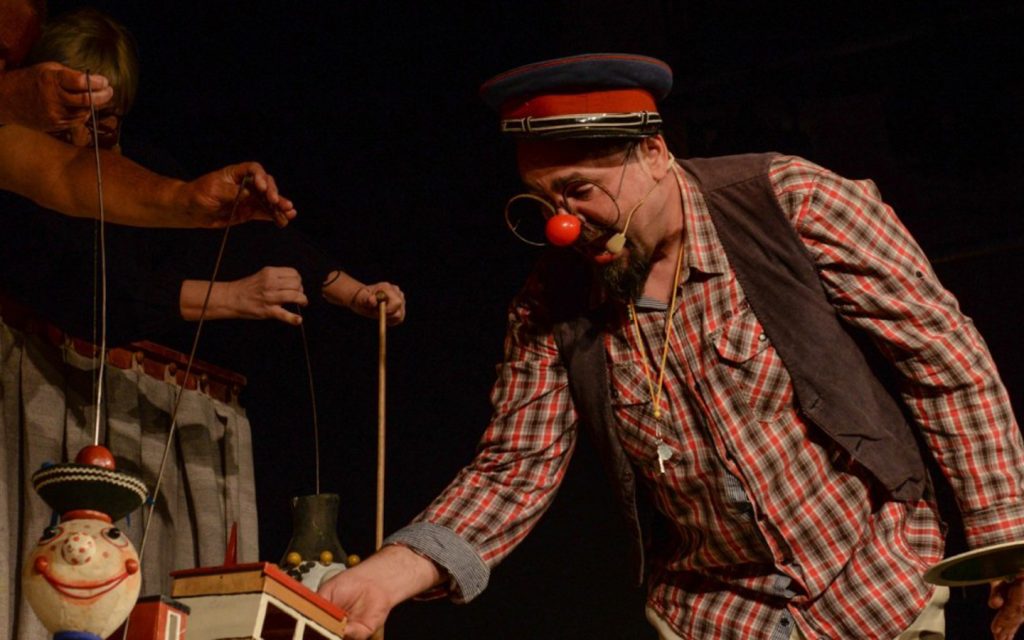 Locomotivioara leneșă