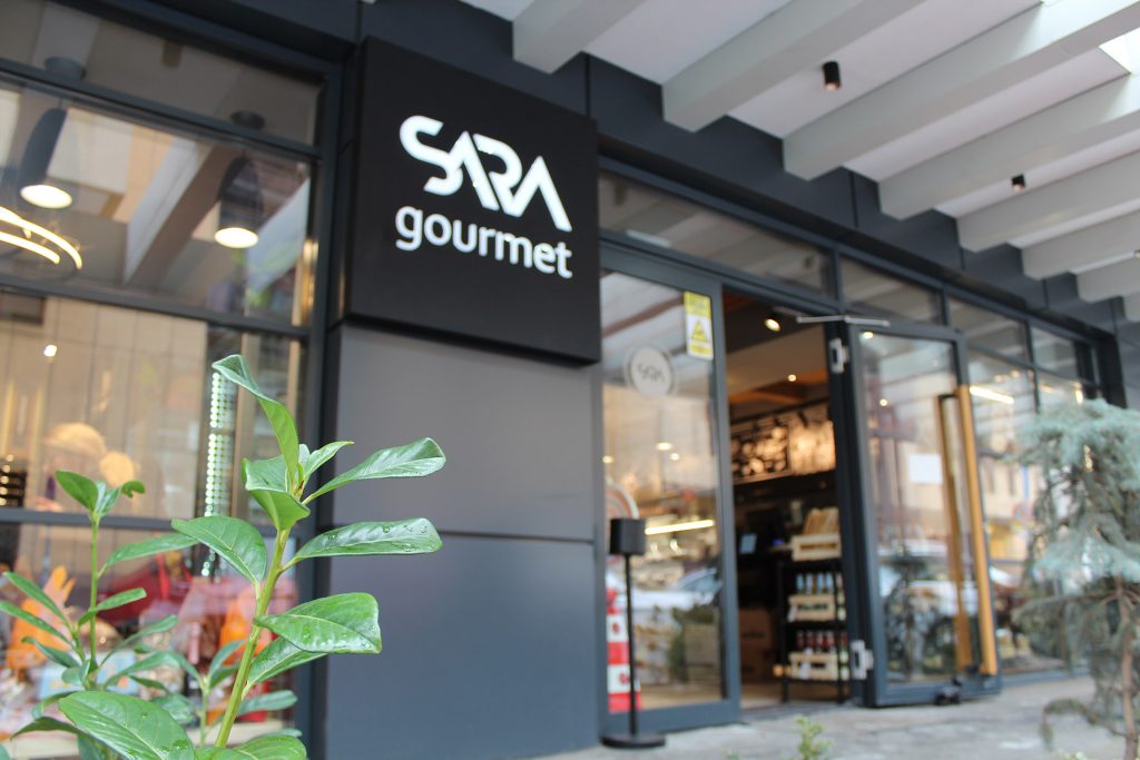 Sara Gourmet Bistro & Băcănie