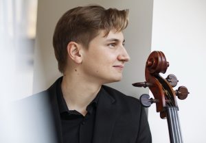 Câștigător al premiului I la Concursul „J. Brahms” - Austria: violoncelistul JAN SEKACI invitat la Sala Radio