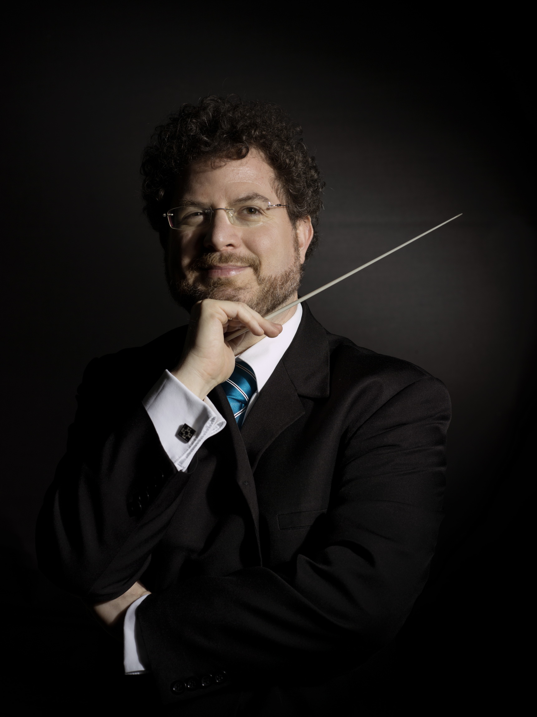 Violoncelistul Răzvan Suma c&acirc;ntă Haydn la Sala Radio