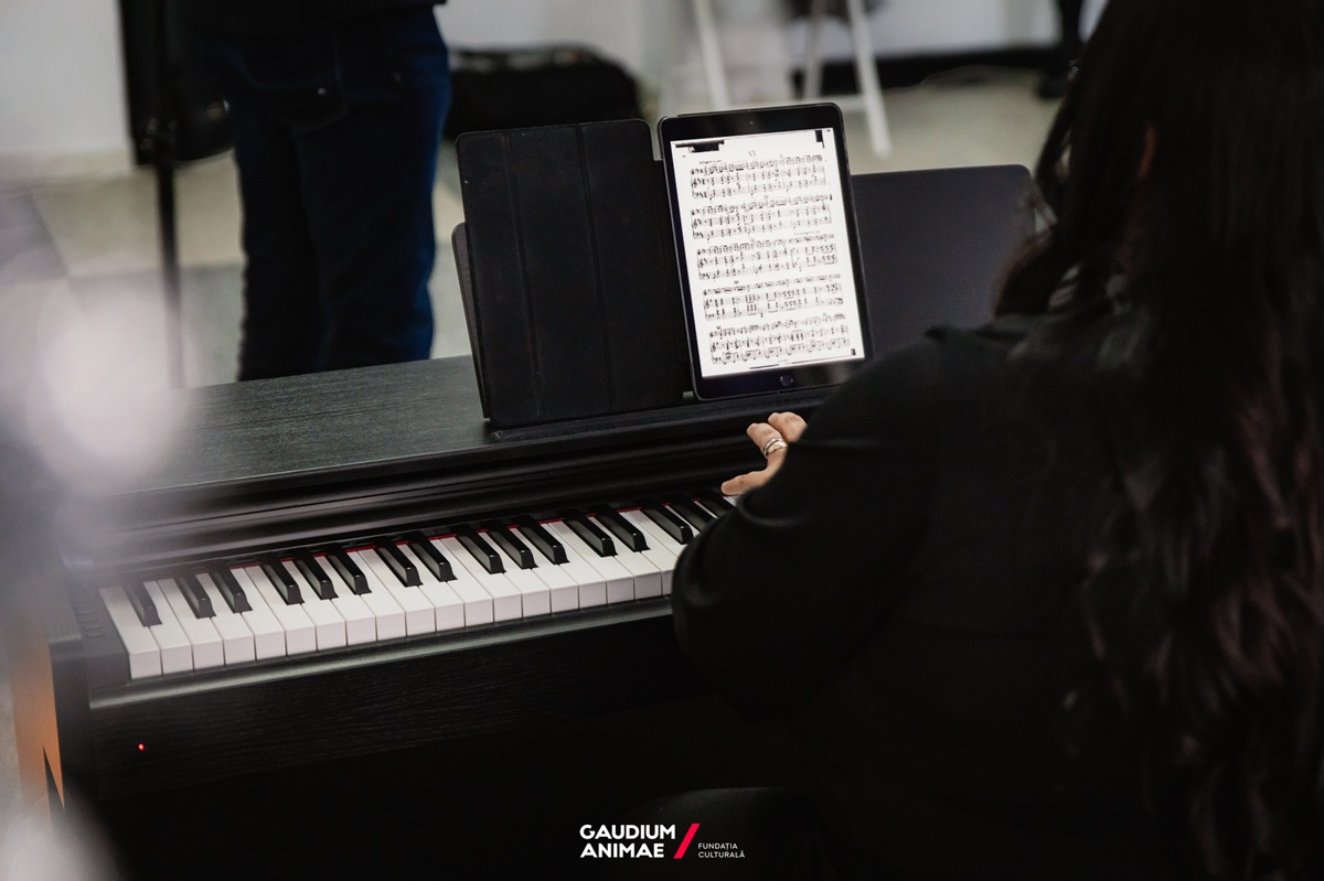 &bdquo;Un Stradivarius &icirc;n școli&rdquo;, un proiect al Fundației Culturale Gaudium Animae, &icirc;și propune să aducă muzica clasică &icirc;n fața publicului t&acirc;năr