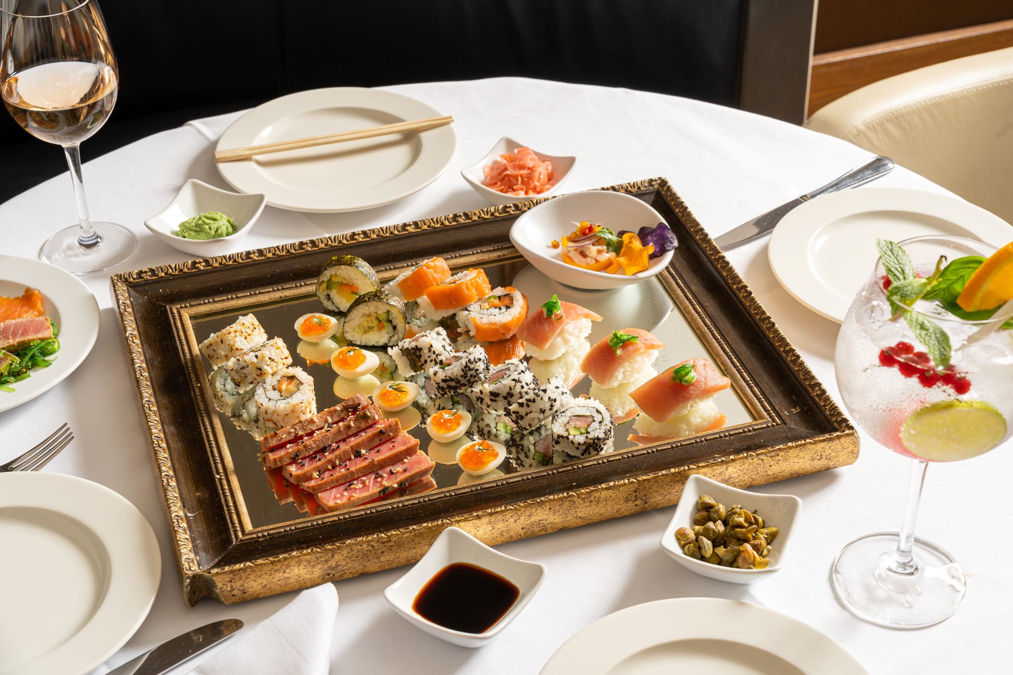 Delicii asiatice la sărbătoarea florilor de cireș: Sakura Brunch