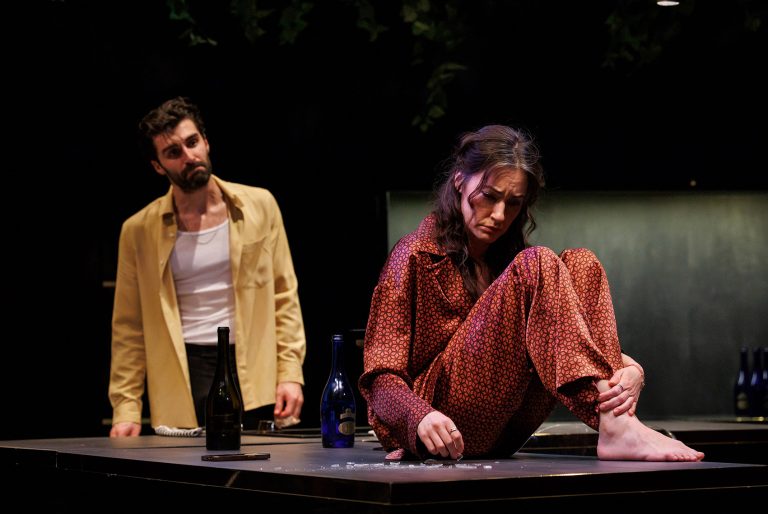IULIA. Atunci când viața te lasă să alegi – o adaptare la prezent a dramaturgiei clasice la Teatrul Metropolis!