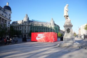 Nike te trimite în spațiu, direct din Piața Universității!