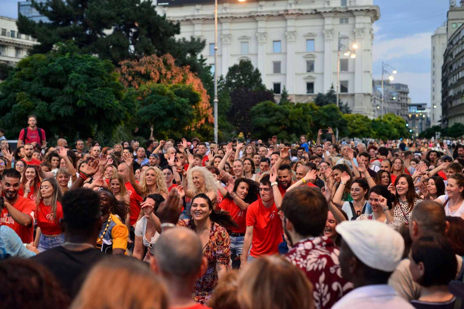 Din 6 aprilie ia startul a patra ediție a celui mai popular eveniment outdoor al capitalei: &bdquo;Străzi Deschise, București &ndash; Promenadă Urbană&rdquo;&nbsp;