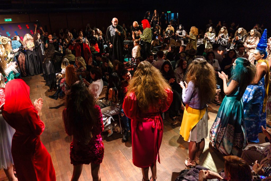 moda vs sculptura