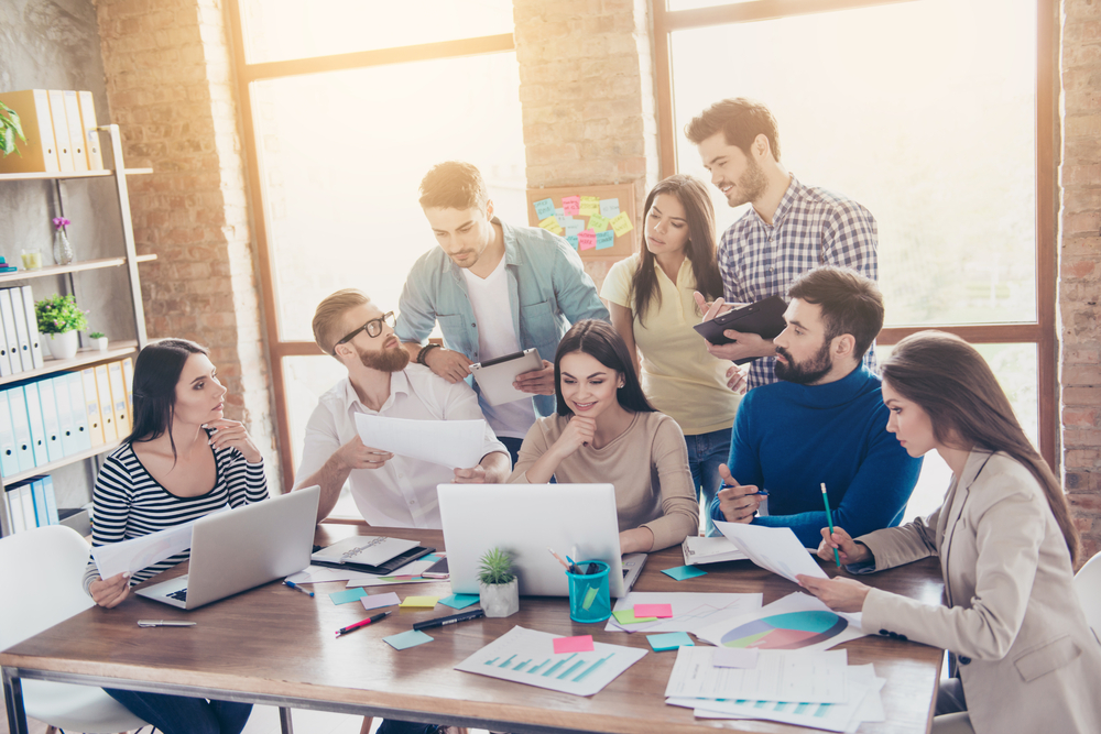 Strategii de upskilling și reskilling în era transformării digitale: cum le integrezi în compania ta